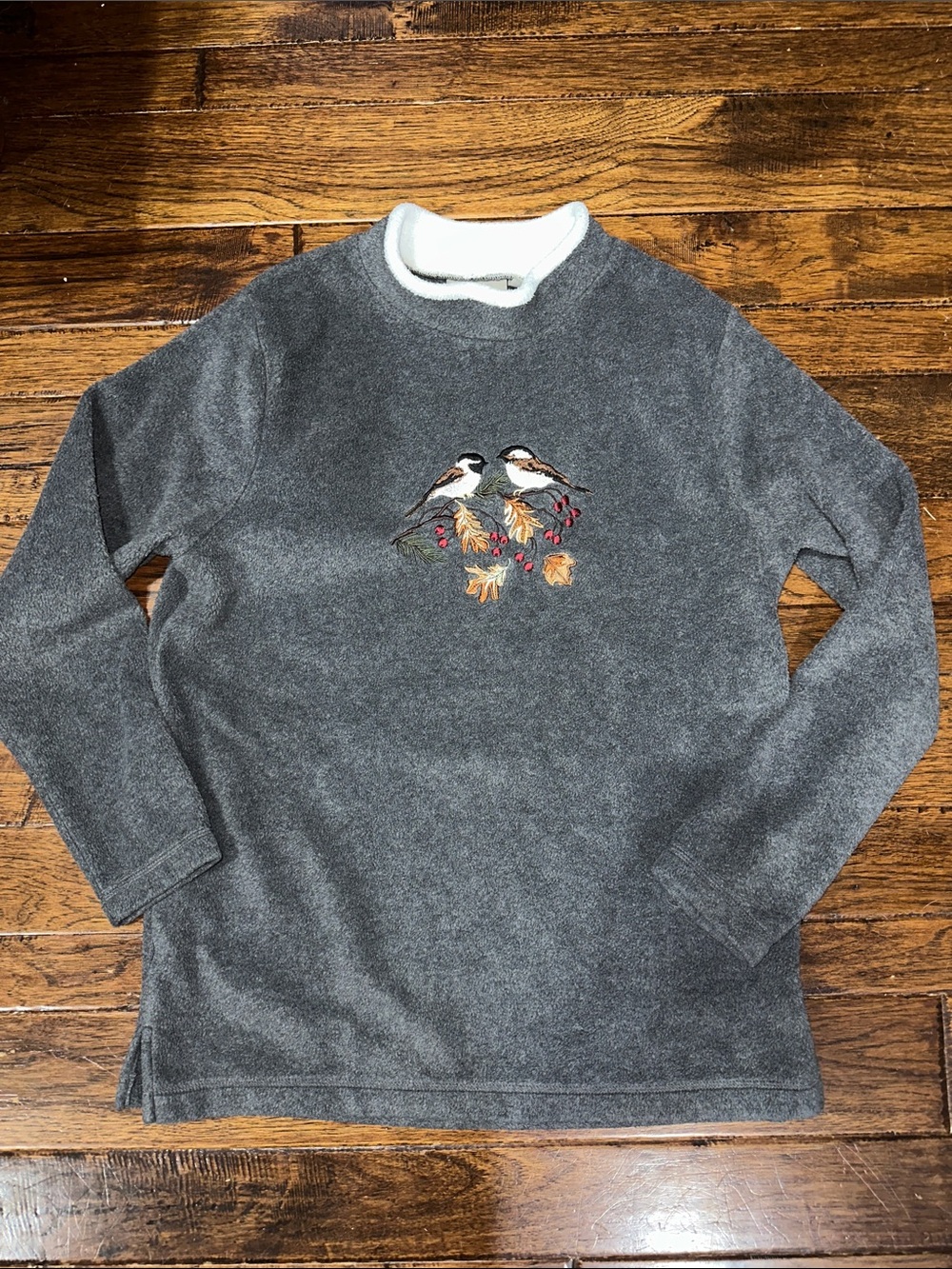 Croft & Barrow Gray Fleece Sweatshirt with Bird Embroidery